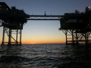 petróleo y gas en alta mar